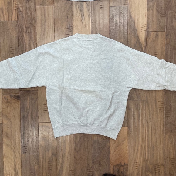 Alpha Kappa Lambda Sweatshirt with Sewn-On Greek Letters - Picture 8 of 11